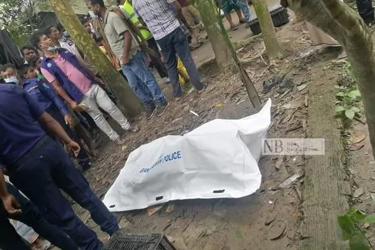বেলগাছে-ঝুলছিল-পল্লি-চিকিৎসকের-হাত-বাঁধা-মরদেহ-