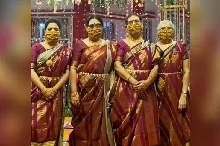 কলকাতার পূজায় পুরোহিত এবার নারী