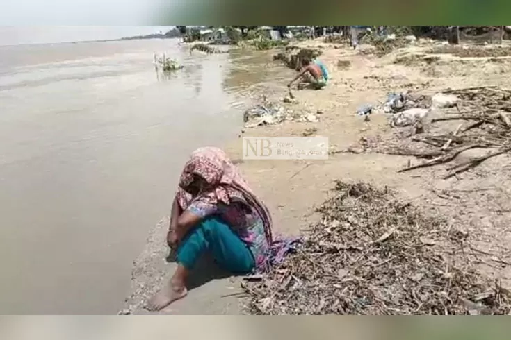 সিরাজগঞ্জে-চরে-ভাঙন-শুরু-৫০-ঘর-বিলীন