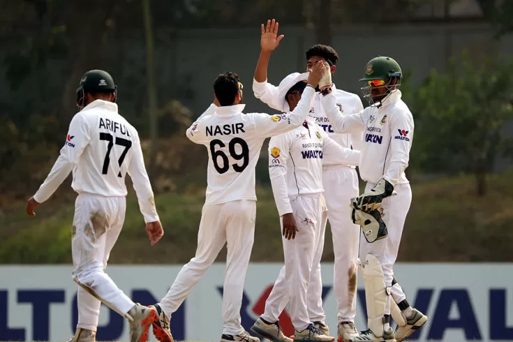 অক্টোবরে ফিরছে ফার্স্টক্লাস ক্রিকেট