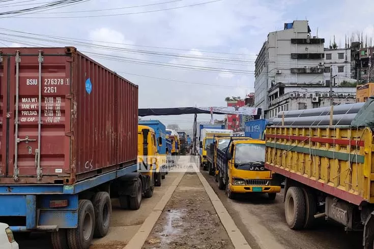 বিআরটি-প্রকল্প-ভোগান্তির-শেষ-নেই-ছুটির-দিনেও