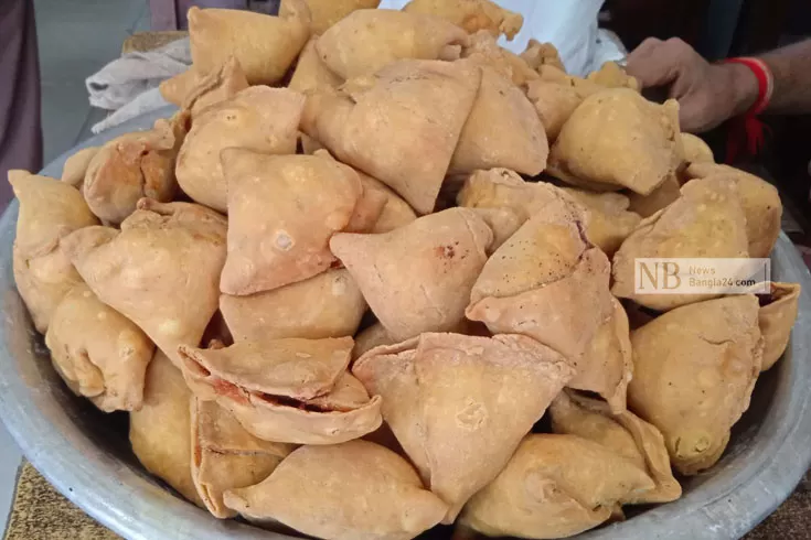 ভোক্তাদের ক্ষোভে মাগুরার হোটেলে খাবার আগের দামে 