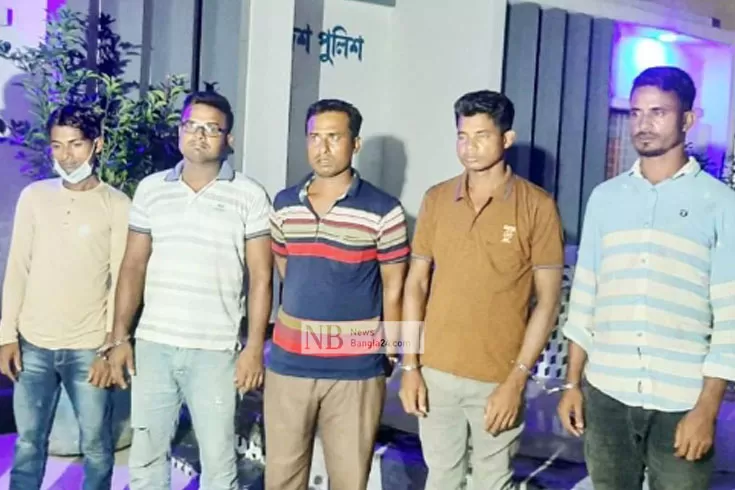 বদলি হাজিরা দিতে এসে কারাগারে 
