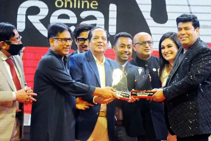 রিয়েল-হিরোস-অ্যাওয়ার্ড-পেলেন-ওয়ালটনের-ইকবাল-বিন-আনোয়ার