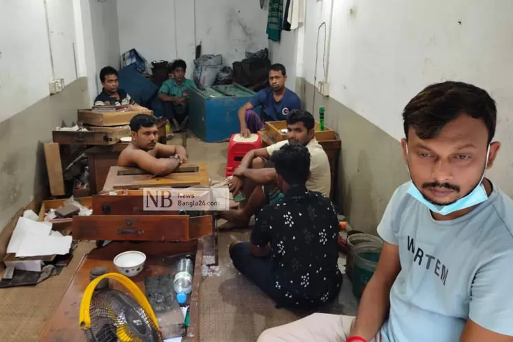 নিরাপত্তাকর্মীর বর্ণনায় সাভারে স্বর্ণের ১৯ দোকানে ডাকাতি