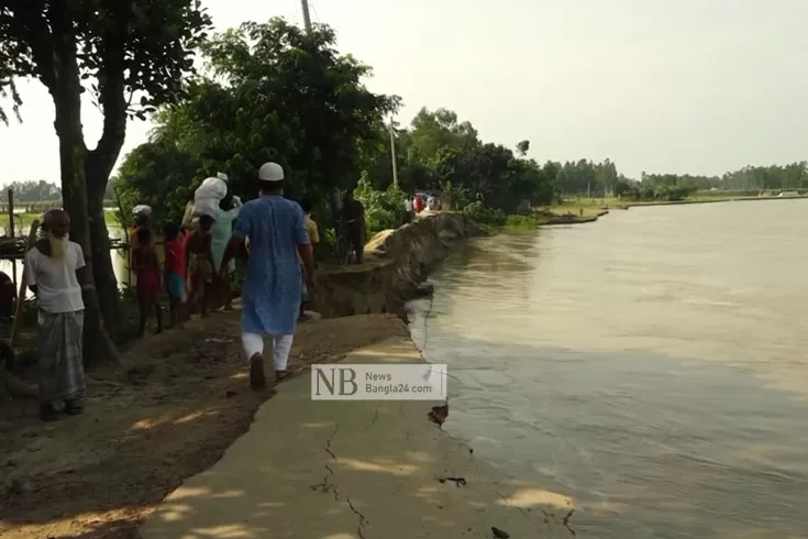 বন্যার চেয়ে নদীভাঙনে দুর্ভোগ বেশি