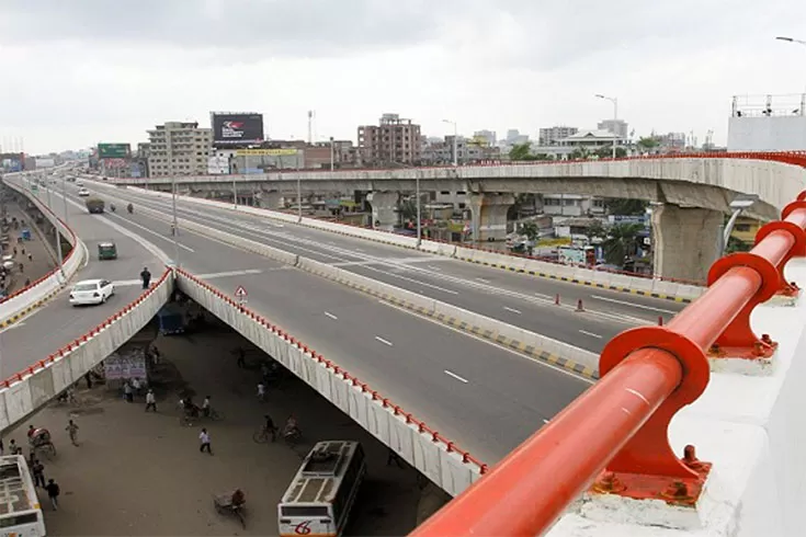 হানিফ-ফ্লাইওভারে-ল্যাম্পপোস্টে-বাইকের-ধাক্কা-নিহত-২