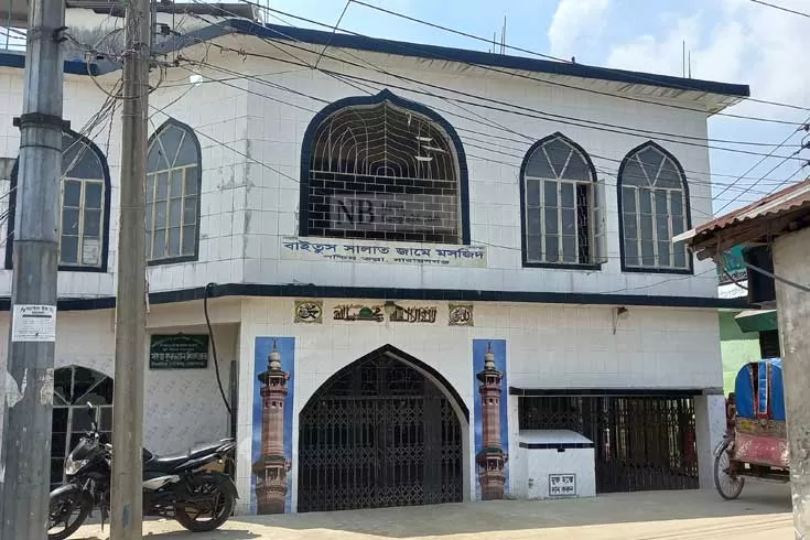নিলামে উঠছে তল্লার সেই মসজিদ ভবন