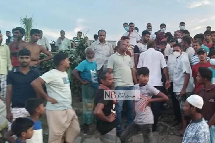 যমুনায় ঘূর্ণিপাকে ডুবল যাত্রীবোঝাই নৌকা