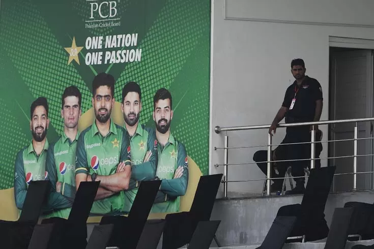 নিউজিল্যান্ডের পর সিরিজ বাতিল করতে পারে ইংল্যান্ডও