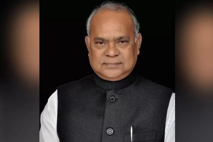 সাবেক এমপির বিরুদ্ধে মুক্তিযোদ্ধাকে হত্যার হুমকির অভিযোগ 