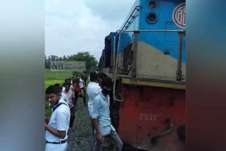 বন্ধের ২ ঘণ্টা পর ঢাকার সঙ্গে উত্তর-দক্ষিণবঙ্গের রেল স্বাভাবিক