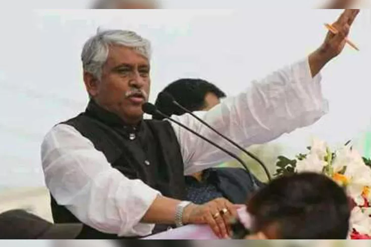 জাহাঙ্গীরকে প্রমাণ দিতে হবে ভিডিও তার না: আজমত