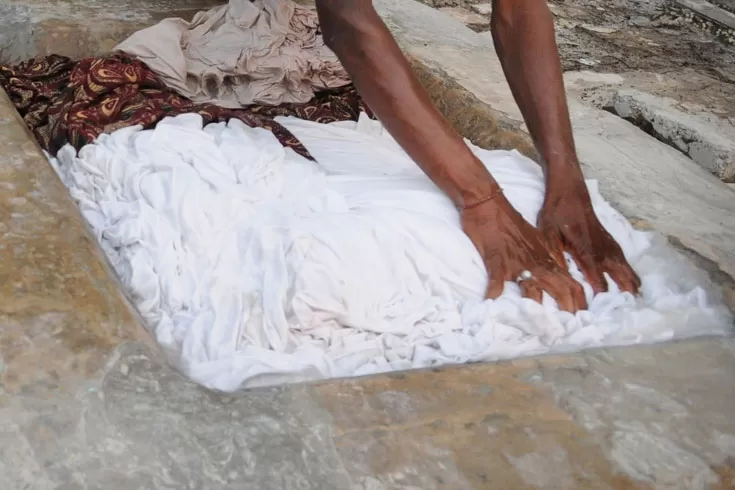 ২ হাজার নারীর কাপড় ৬ মাস ধুয়ে দেয়ার শর্তে জামিন