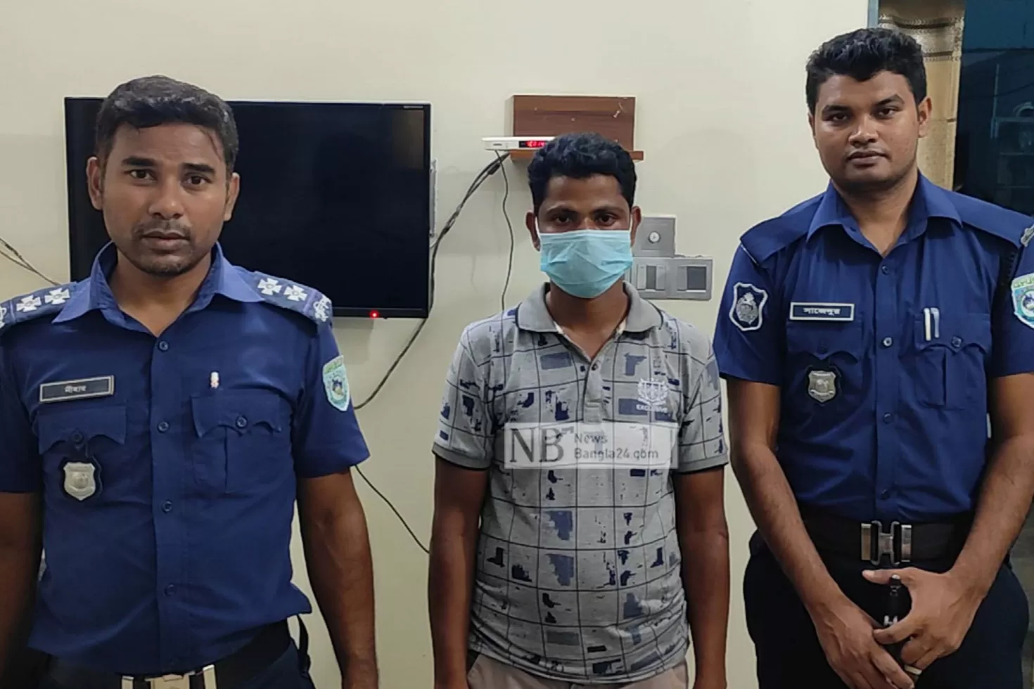 দুই কিশোরকে বেঁধে পিটুনি ইউপি সদস্যের