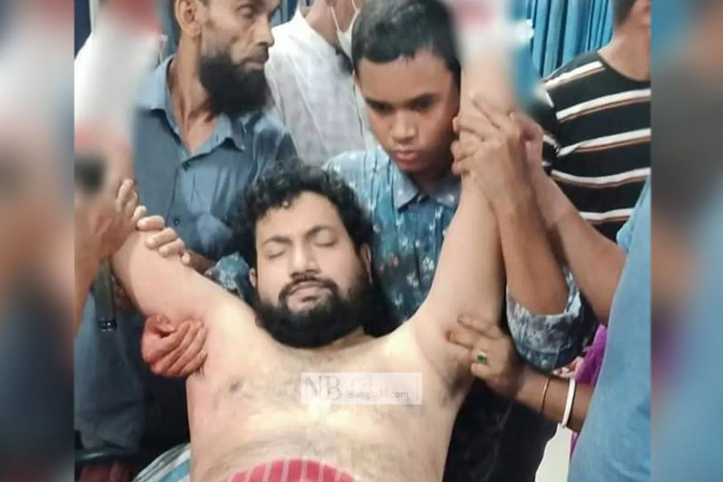 চিকিৎসককে কুপিয়ে জখম: গ্রেপ্তার ৪ আসামি