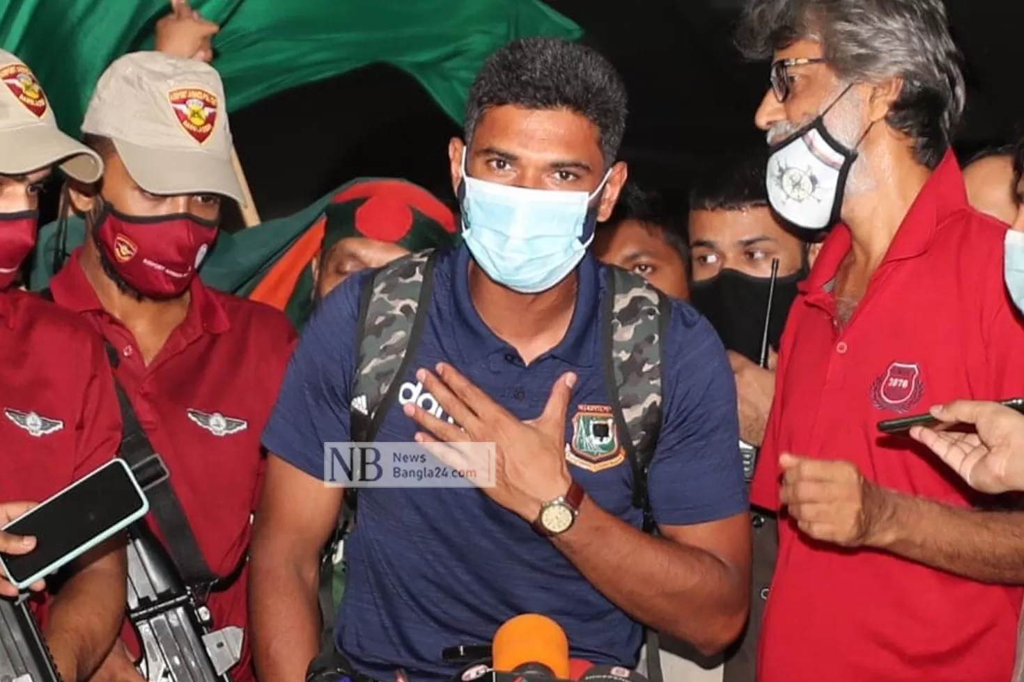 ফ্লাইট জটিলতা কাটিয়ে ওমান যাচ্ছে টাইগাররা