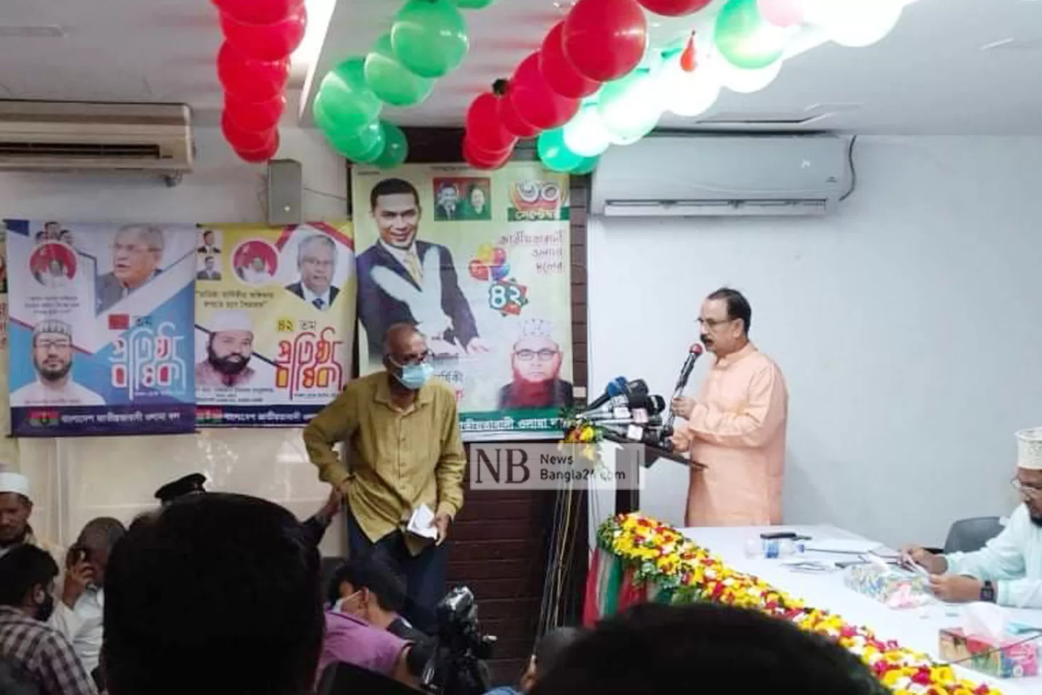 কথা কম, কাজ বেশি করতে হবে: গয়েশ্বর