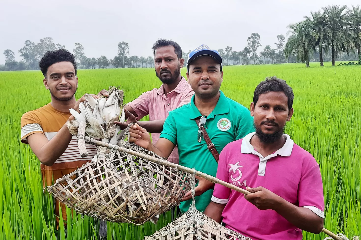 বেঁচে গেল ১৫টি বক