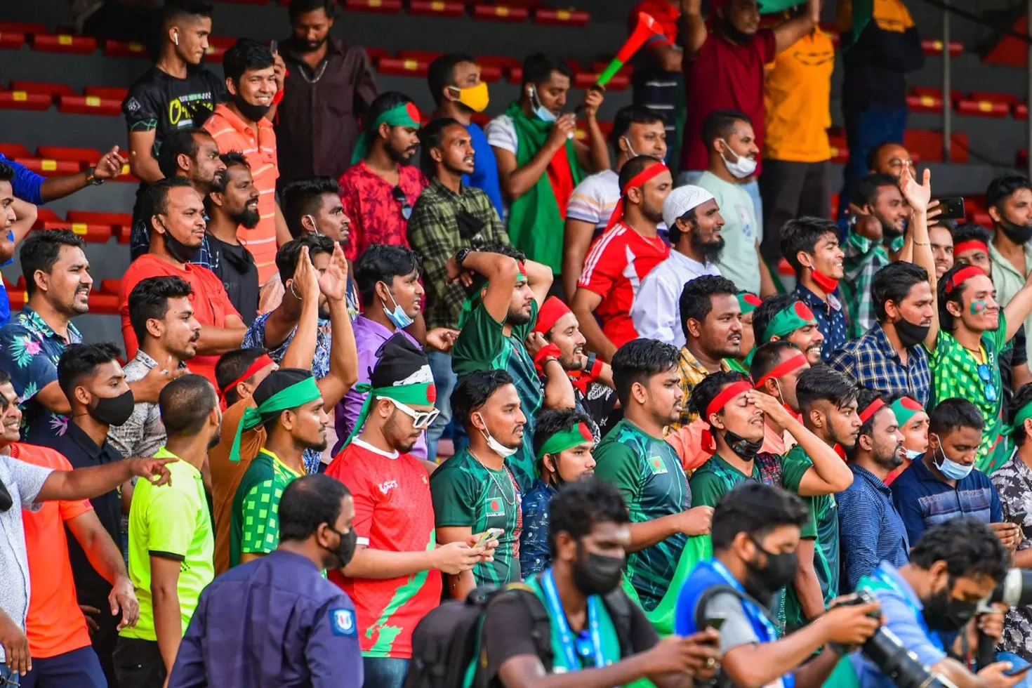 টিকিট না পাওয়ায় মালদ্বীপে ক্ষুব্ধ বাংলাদেশি সমর্থকরা
