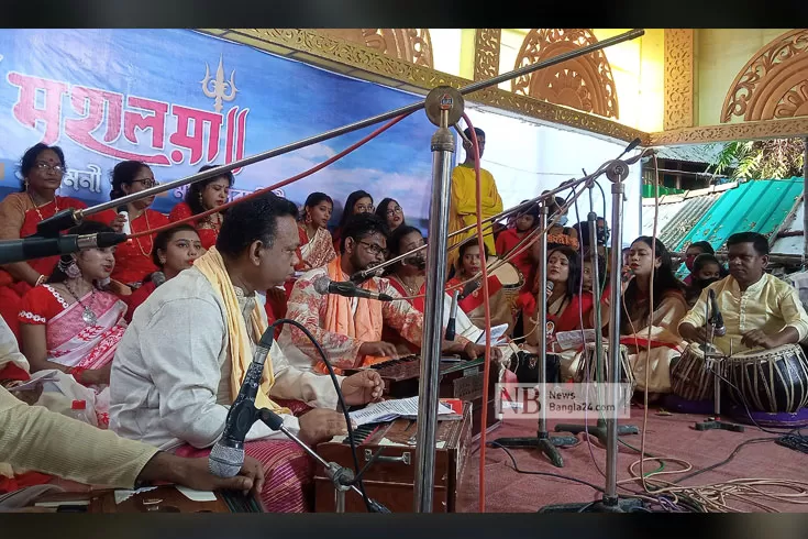 ব‌রিশা‌লে চণ্ডীপাঠ ও আবাহনী সংগীতের মহালয়া