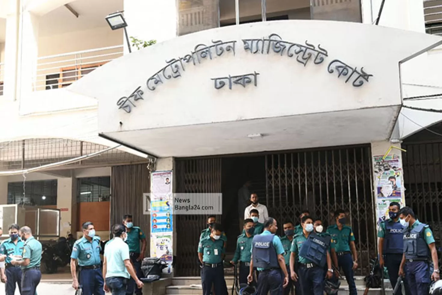 ৩ ছাত্রী অপহরণের মামলায় রকিবুল্লাহ কারাগারে