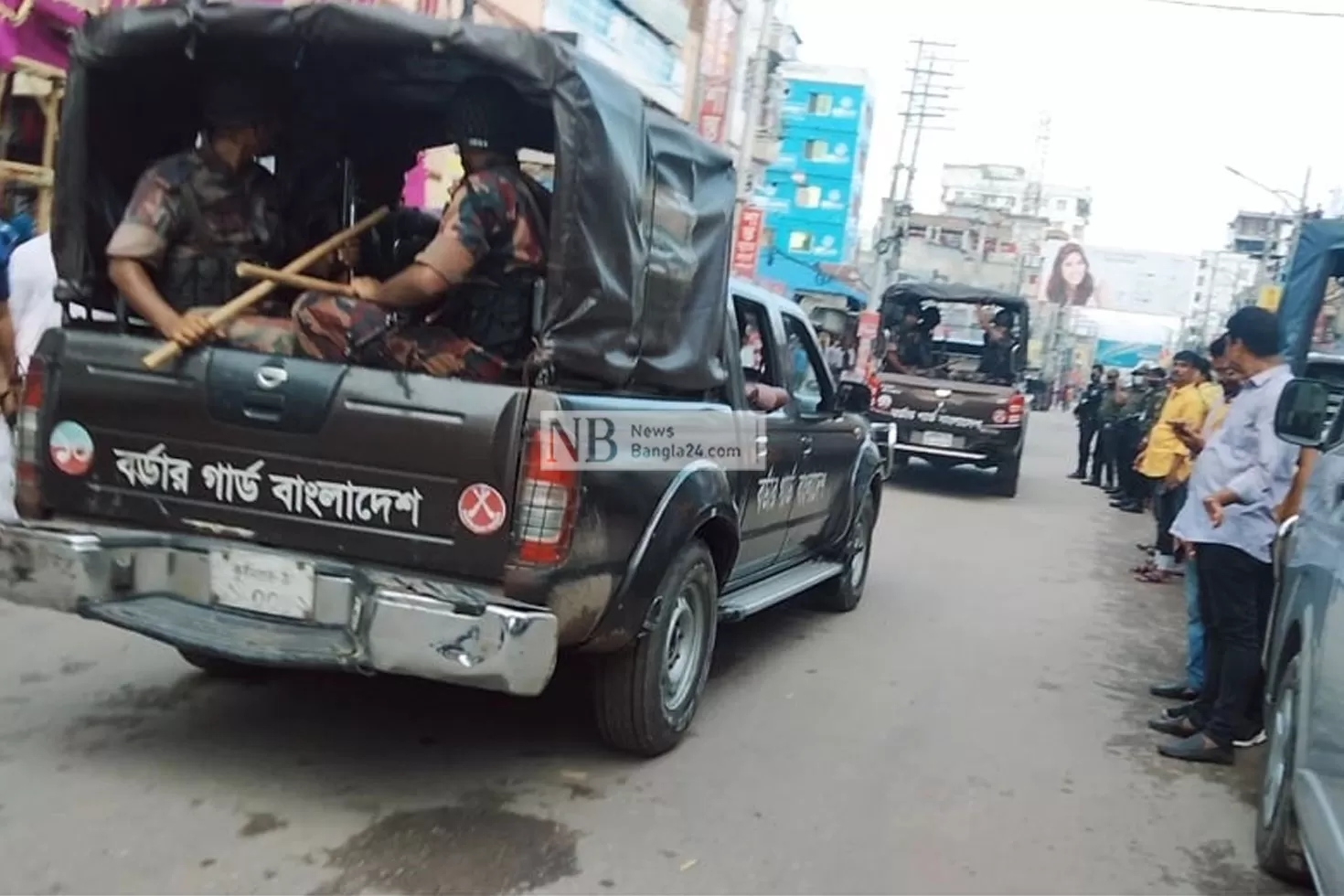 বিভিন্ন-জায়গায়-নিরাপত্তা-জোরদার-বিজিবির-টহল