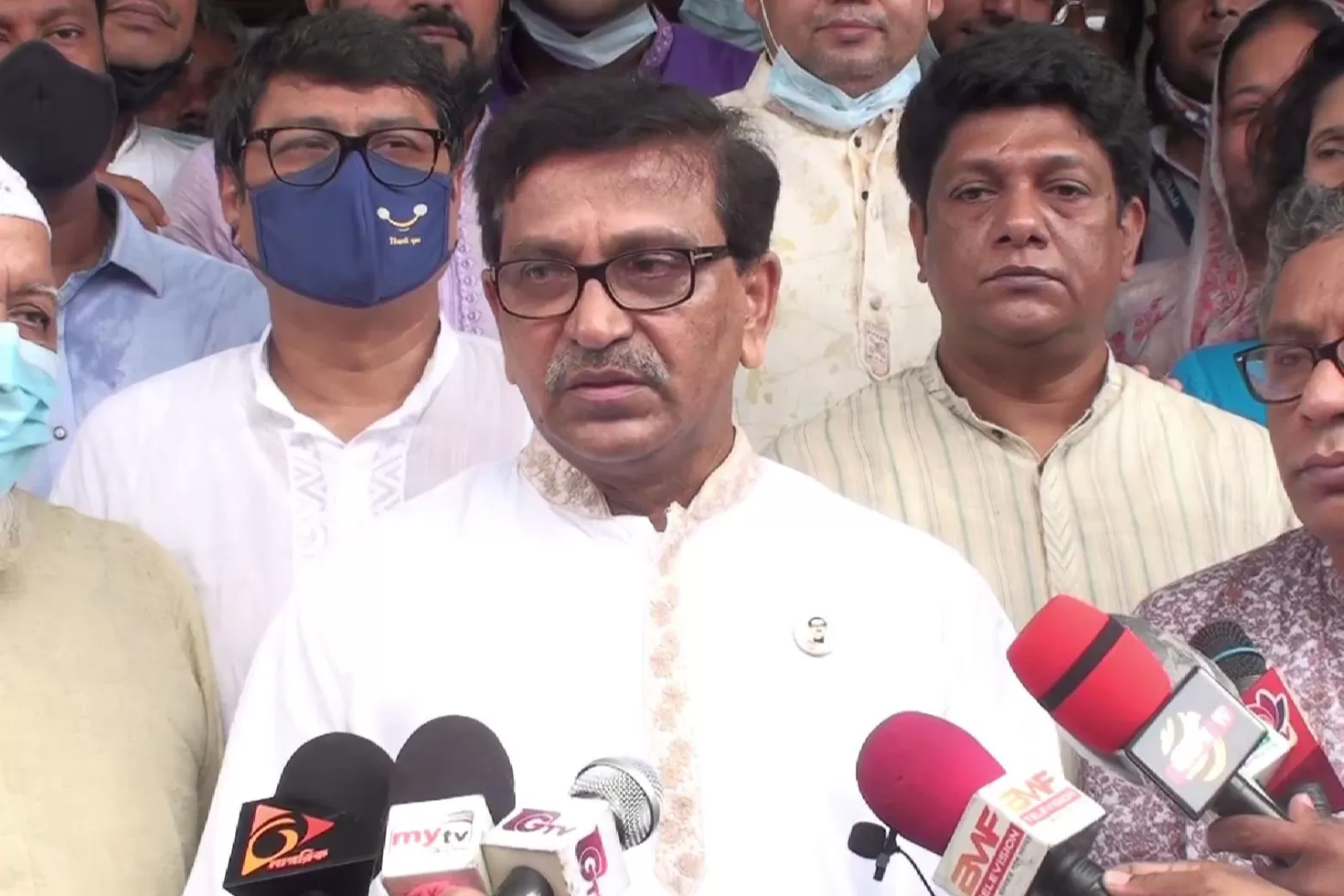 মন্দিরে হিন্দু কেউ কোরআন রাখবে, তা বিশ্বাসযোগ্য নয়: হানিফ