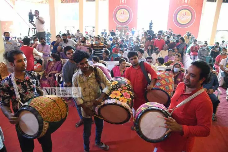 নির্বিঘ্নে-পূজা-করুন-পাশে-আছে-সরকার-তথ্যমন্ত্রী