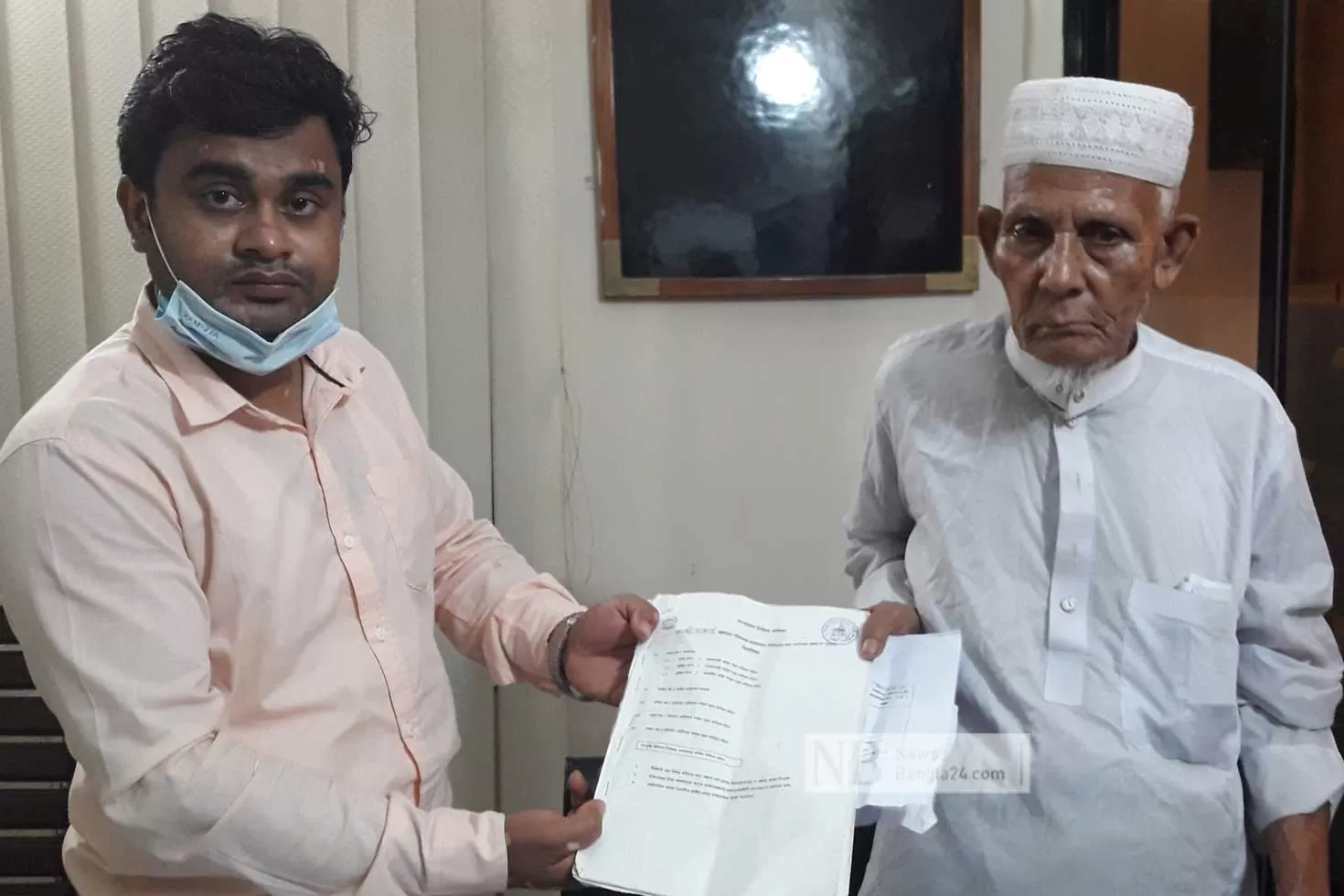 ভোটযুদ্ধে অশীতিপর ‘গরিবের বন্ধু’