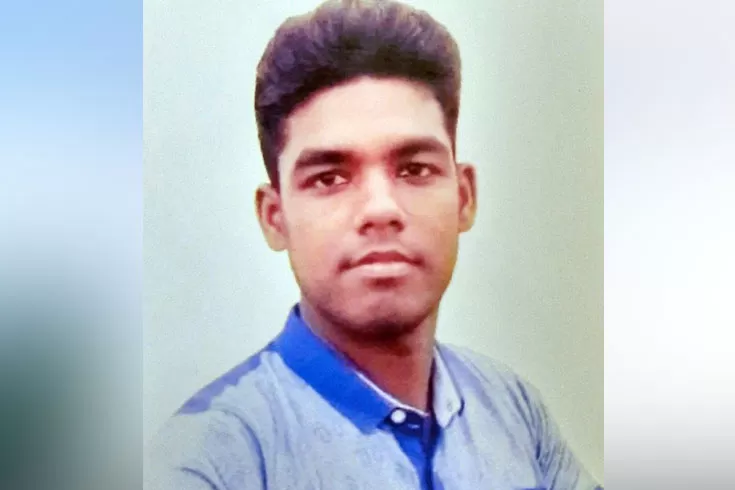 ধানক্ষেতে যুবকের অর্ধগলিত মরদেহ