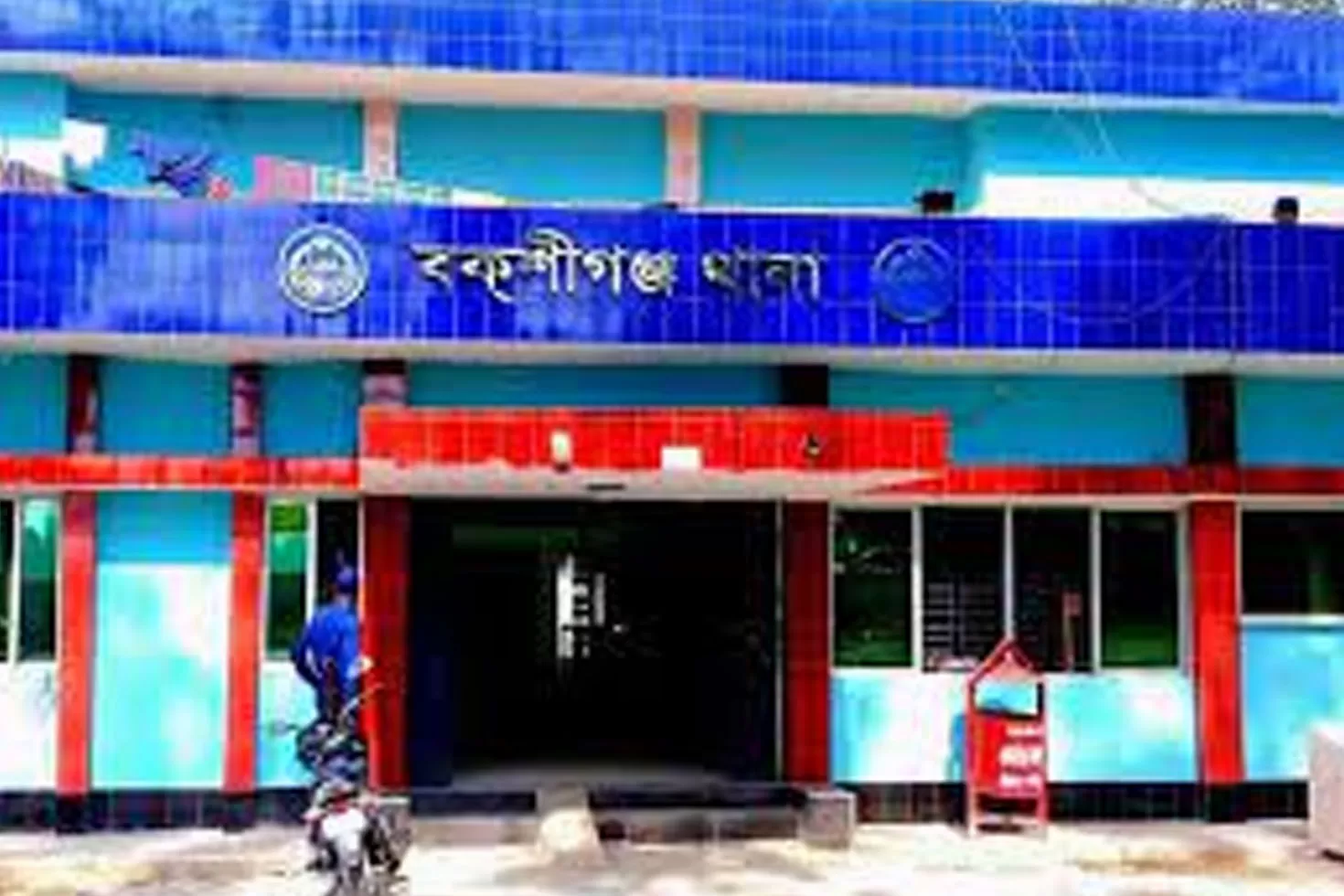 মসজিদের বৈঠক থেকে আটক জামায়াতের ১৬ নেতা