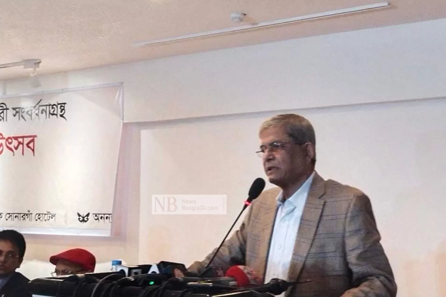 মন্ত্রণালয়ের নথি উধাওয়ের সঙ্গে শাসকদের তুলনা ফখরুলের