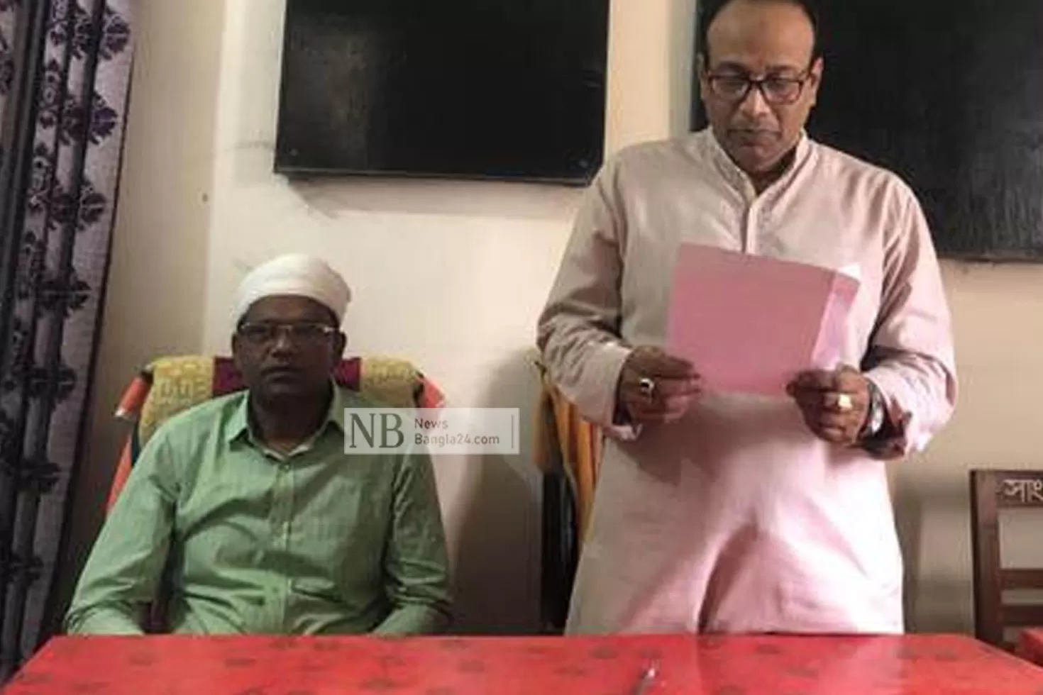 ভাতিজাকে সমর্থন দিয়ে সরে দাঁড়ালেন নৌকার প্রার্থী