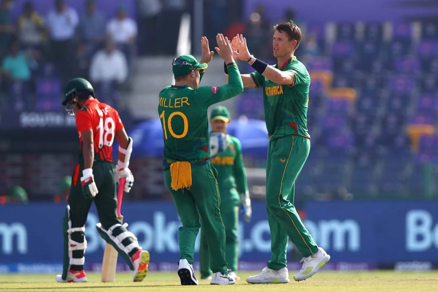 প্রোটিয়াদের সামনে দাঁড়াতেই পারল না বাংলাদেশ