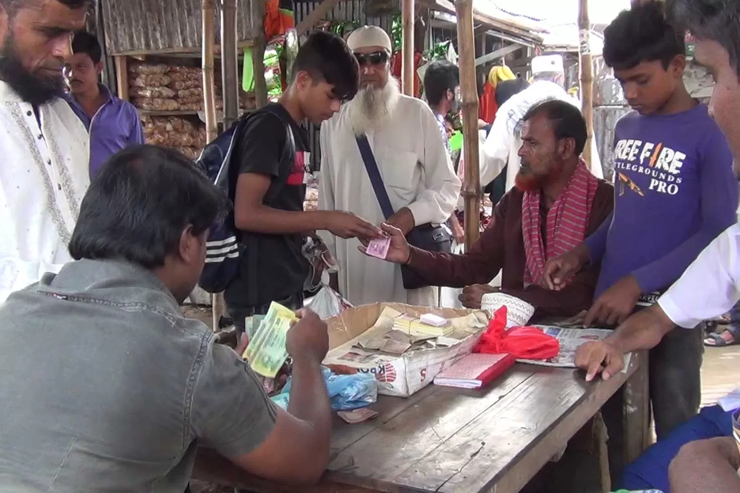 লঞ্চঘাটে খেয়ার জবরদস্তি টোল