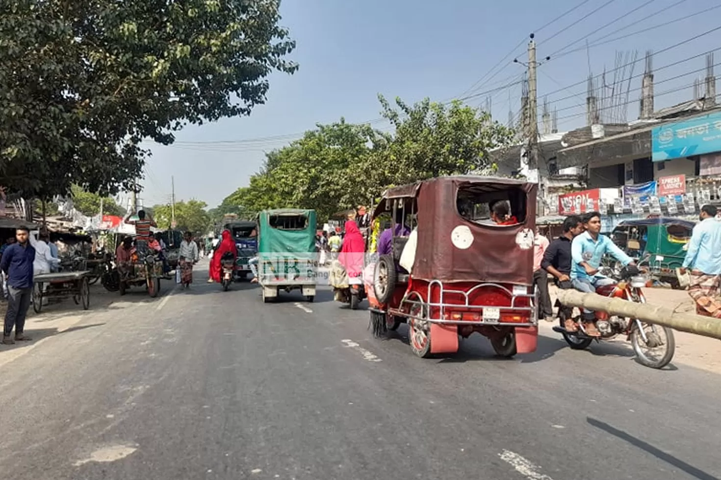 ‘সুযোগের সদ্ব্যবহার করছেন অটোরিকশার চালকরা’