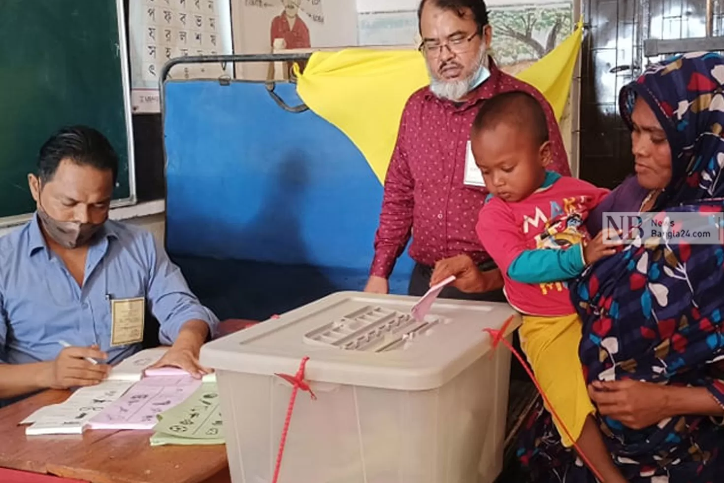 নৌকার পাল উড়ল সিঙ্গাইরের ৮ ইউনিয়নে