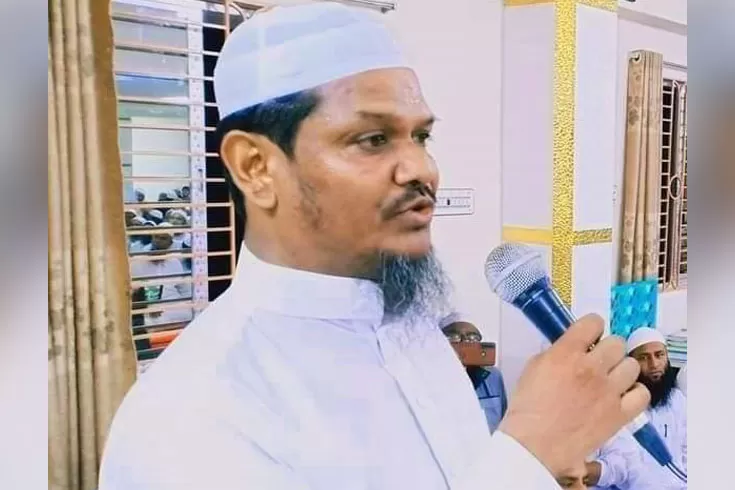 চর‌মোনাইয়ে অপ্রতিরোধ্য হাতপাখা 