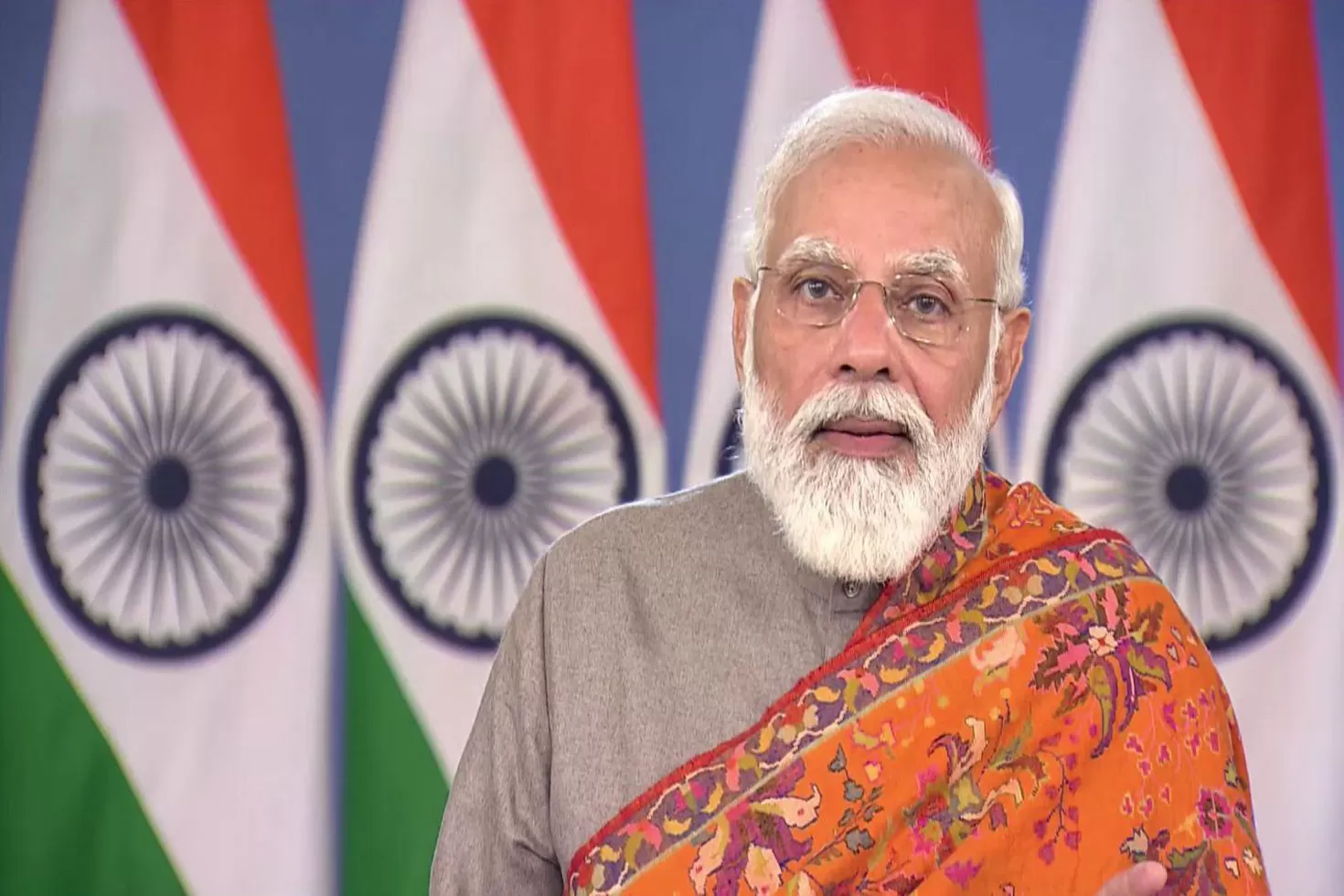 সরকারকে কৃষকদের সামনে মোদির পরিণতি দেখালেন মান্না
