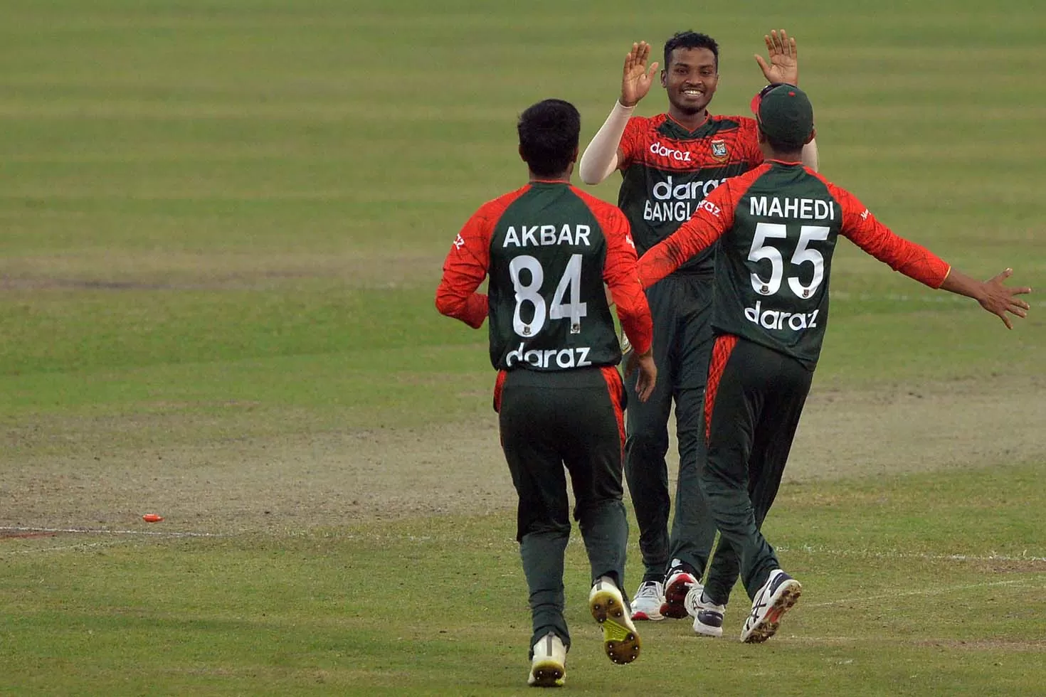 সিরিজ হারলেও তরুণদের নিয়ে মাহমুদুল্লাহর উচ্ছ্বাস