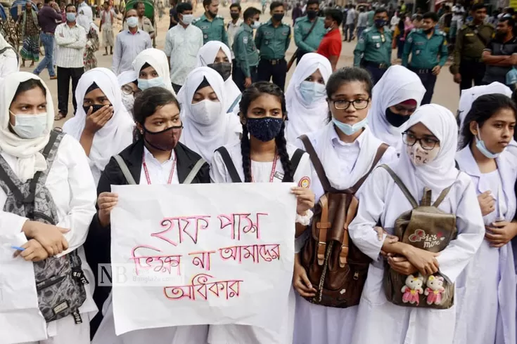 বাসে-অর্ধেক-ভাড়া-সরকার-চাপিয়ে-দিতে-পারে-না