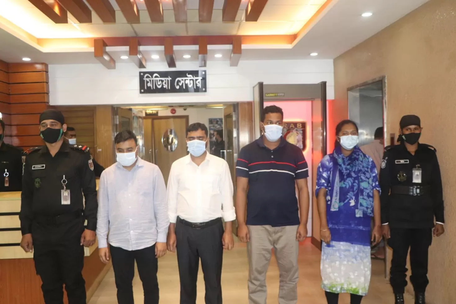 ফালগুনী শপের সিইওসহ রিমান্ডে ৩