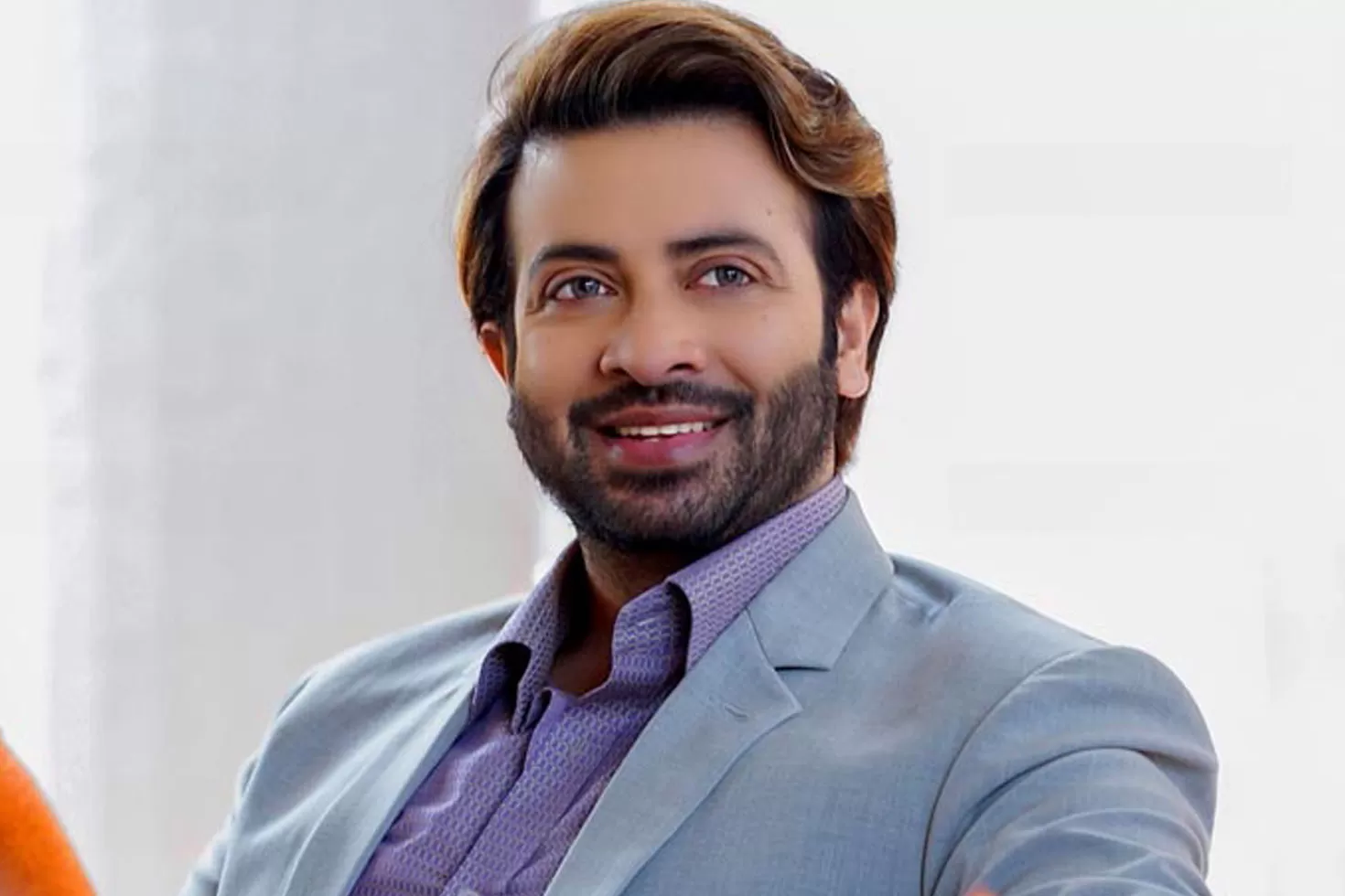 নায়ক শাকিব খানের ব্যাংক হিসাব তলব