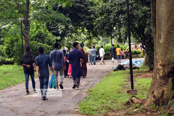 রমনা পার্কে হাঁটতে গিয়ে বাইকের ধাক্কায় নারীর মৃত্যু