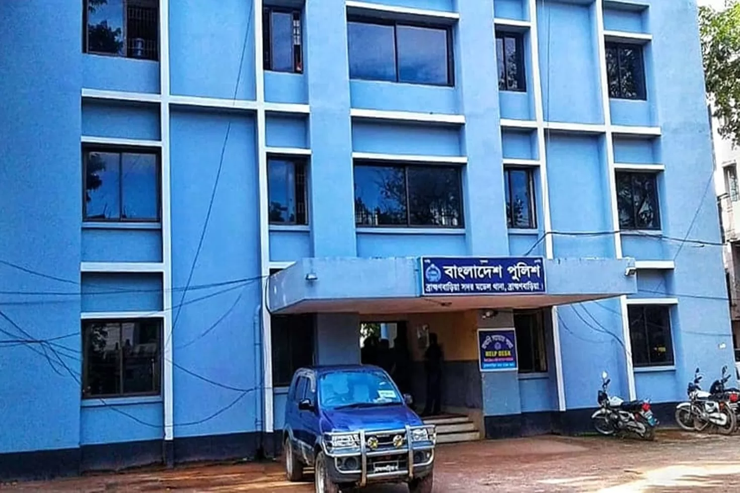 জুমার নামাজে দরুদ পাঠ নিয়ে সংঘর্ষ