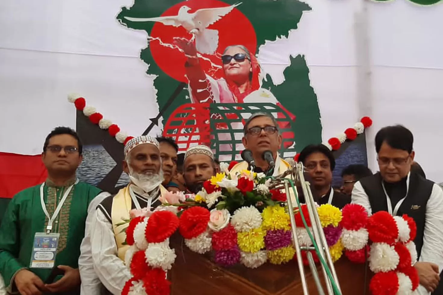 খালেদা উন্নত চিকিৎসা পান আমরাও চাই : নাছিম