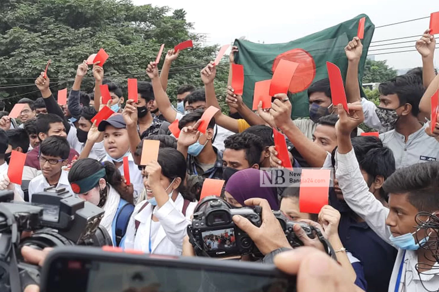 ব্যঙ্গচিত্র-নিয়ে-রোববার-রামপুরায়-থাকবে-শিক্ষার্থীরা