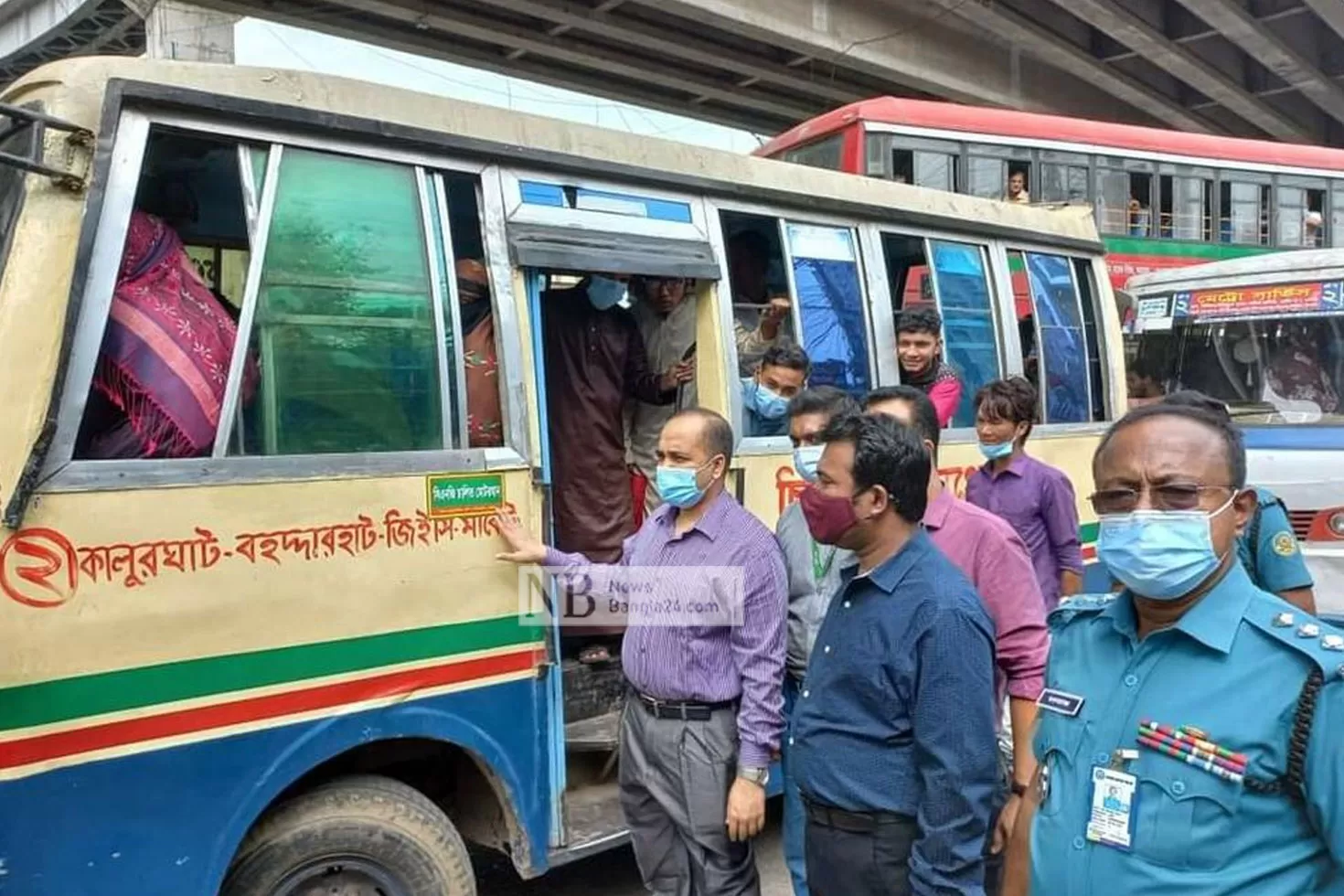 সব সিটি সার্ভিসে শিক্ষার্থীদের হাফ ভাড়া