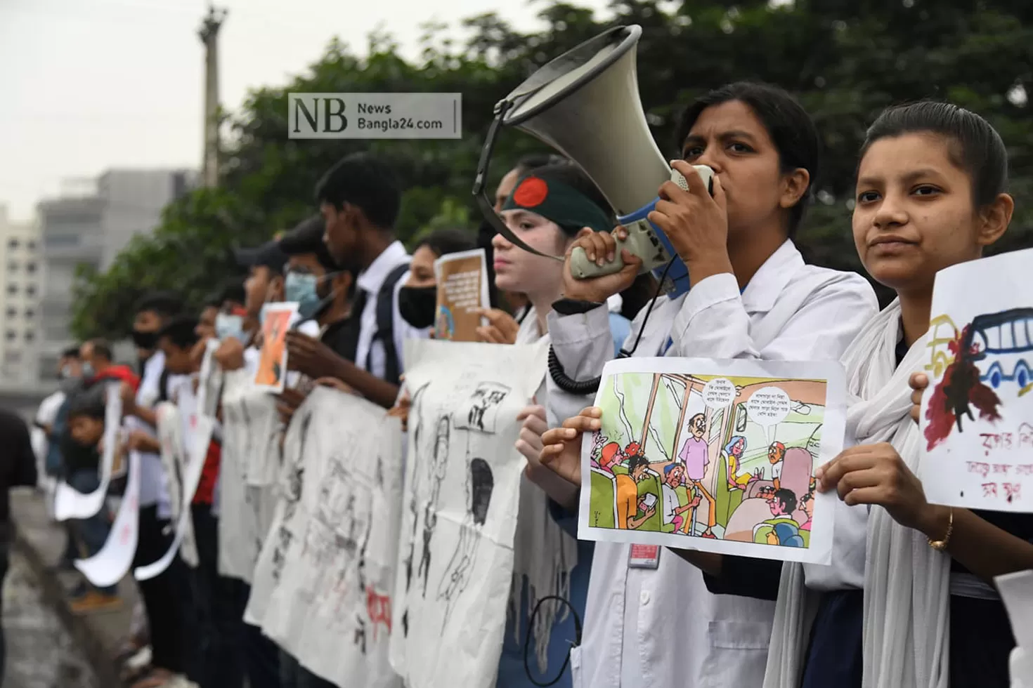 লাল কার্ডের পর এবার শিক্ষার্থীদের ব্যঙ্গচিত্র